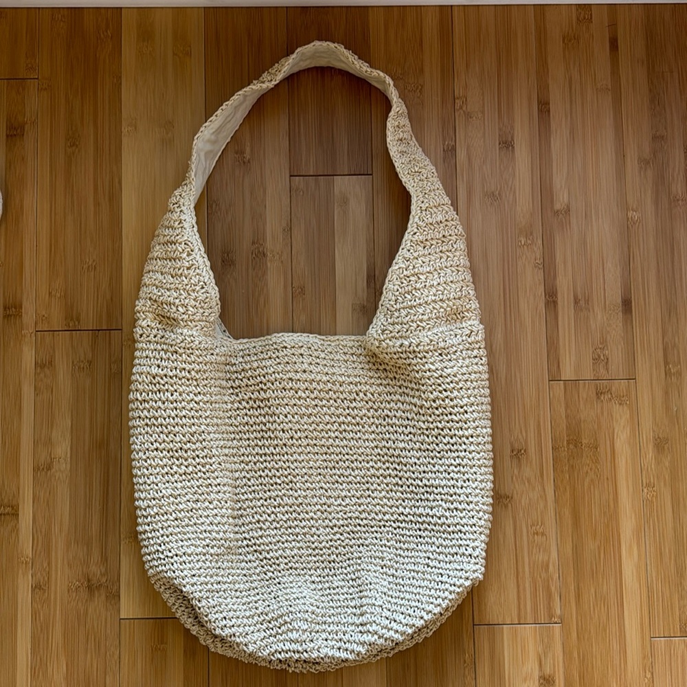 Banana Republic beach tote